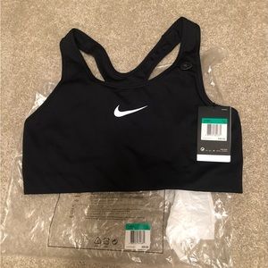 Nike Swoosh Medium-Impact Sports Bra